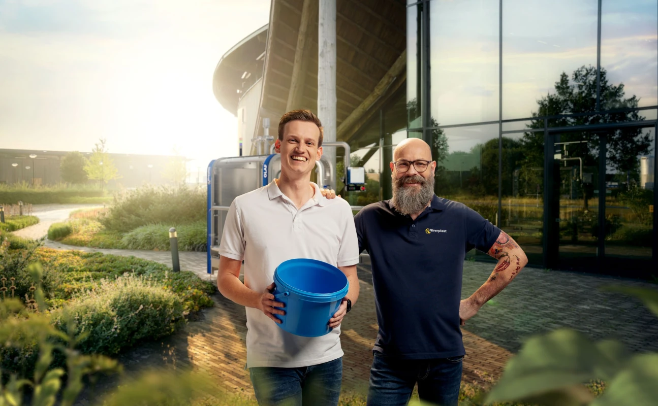 NIVERPLAST I OLAF I DOOS I LEONIE FONS